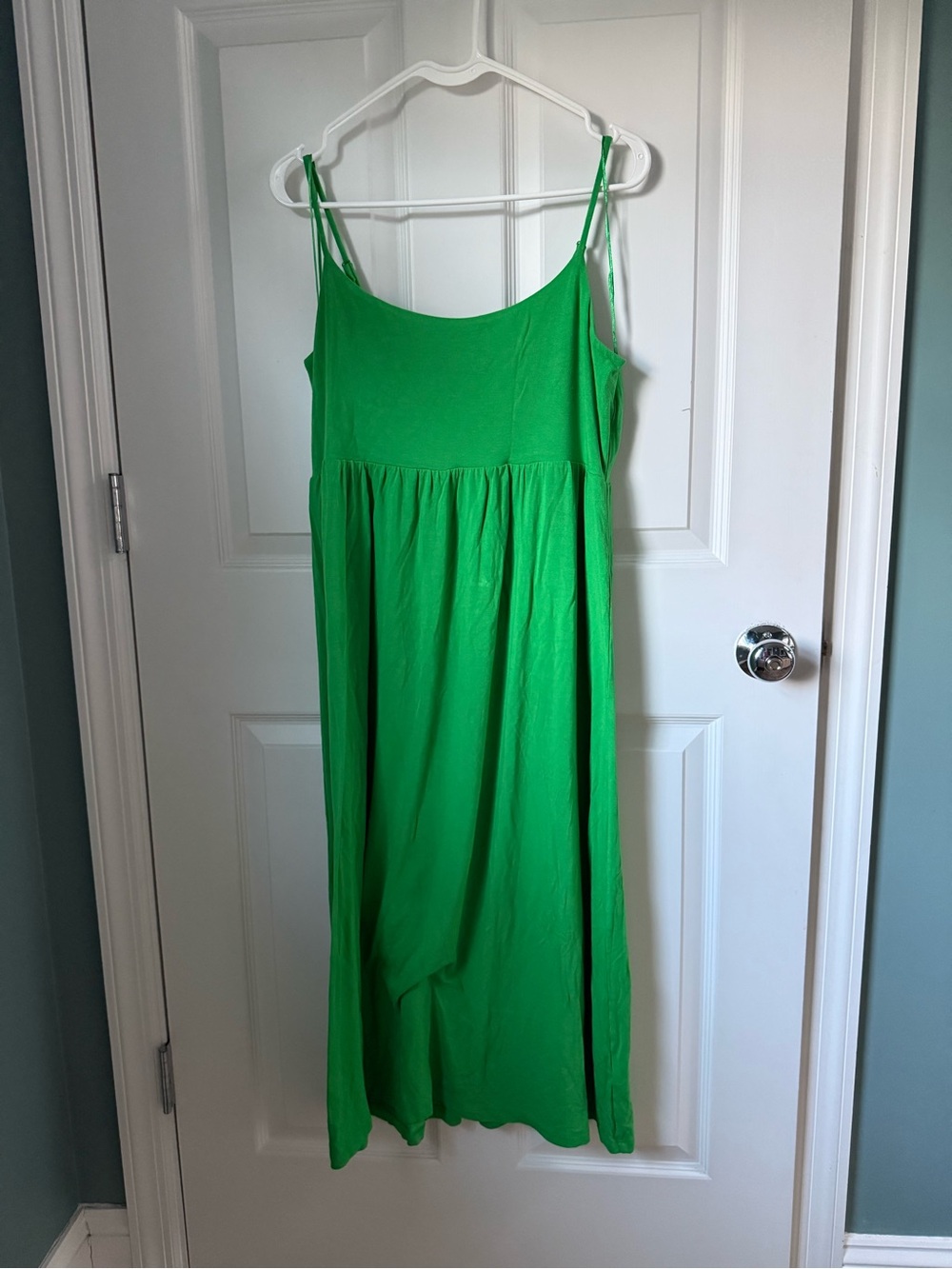 Old Navy Kelly Green Dress with Spaghetti Straps